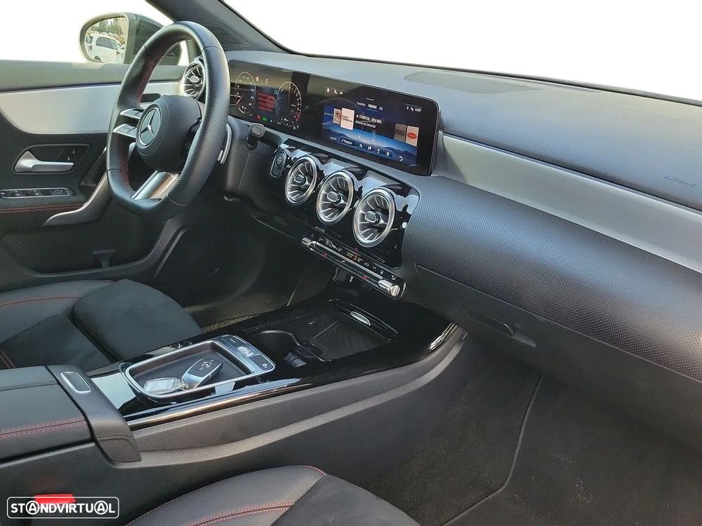 Mercedes-Benz A 250 e - 14