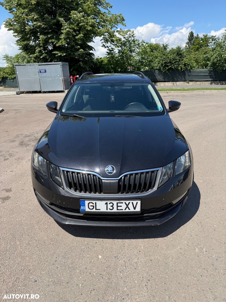 Skoda Octavia 1.6 TDI DSG Style - 2