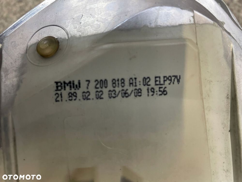 Lampa LED prawa tylna prawy tyl w blotnik BMW E70 X5 BDB ORG - 9