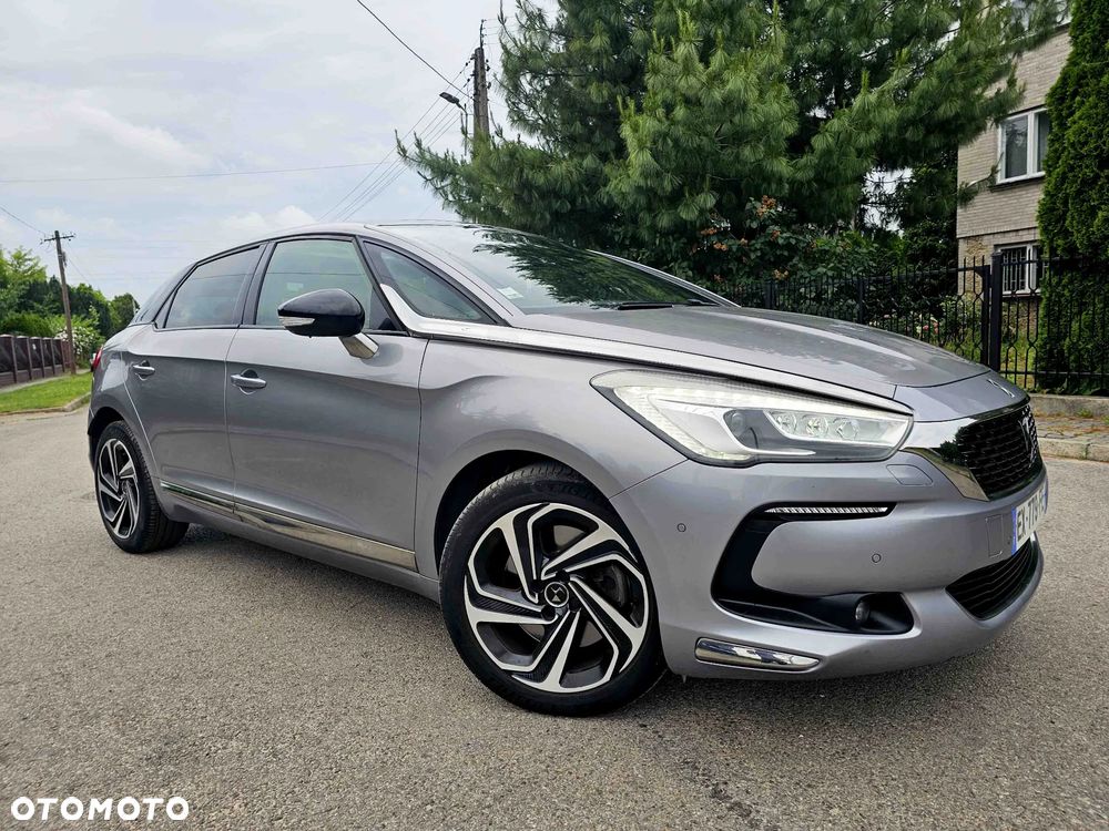 DS Automobiles DS 5 - 7