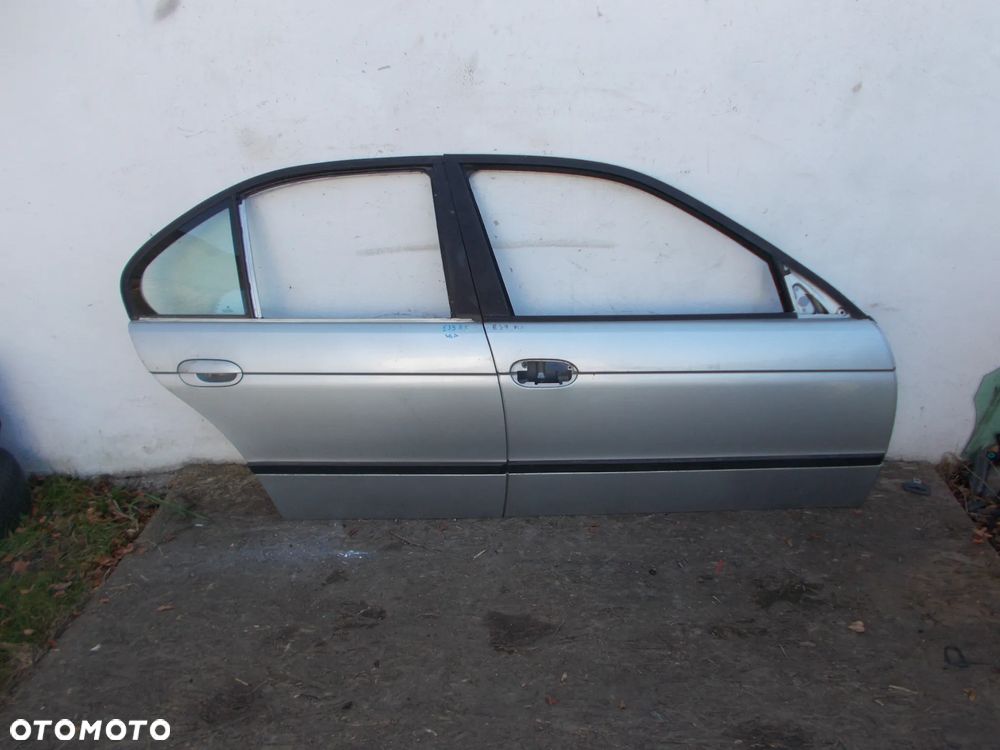 BMW E39 DRZWI PRAWE PRZÓD PRAWE TYŁ - 1