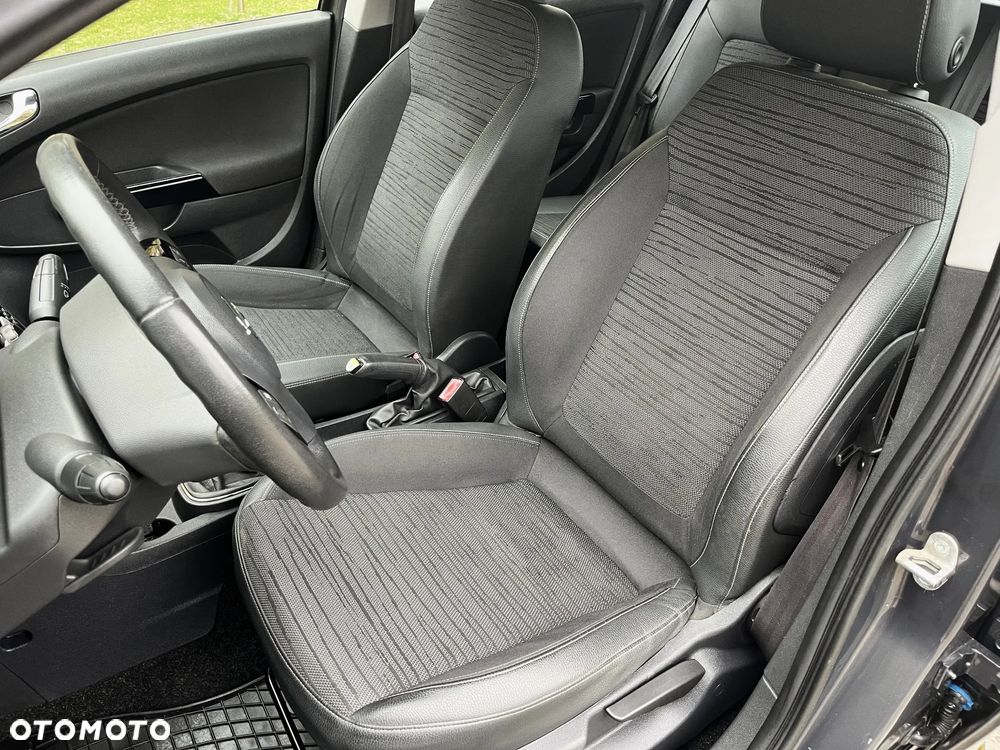 Opel Corsa 1.2 16V Cosmo - 12