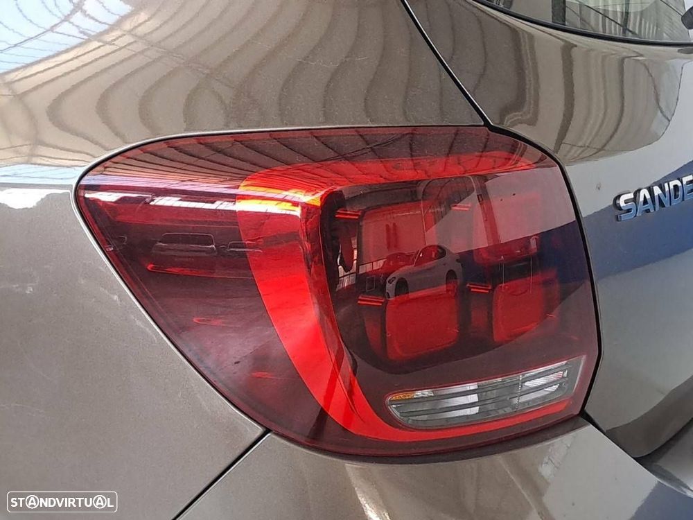 Dacia Sandero 0.9 TCe Comfort - 26