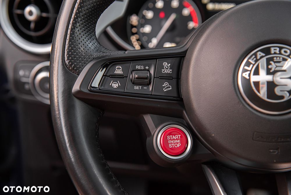 Alfa Romeo Stelvio 2.0 Turbo TI Q4 - 33