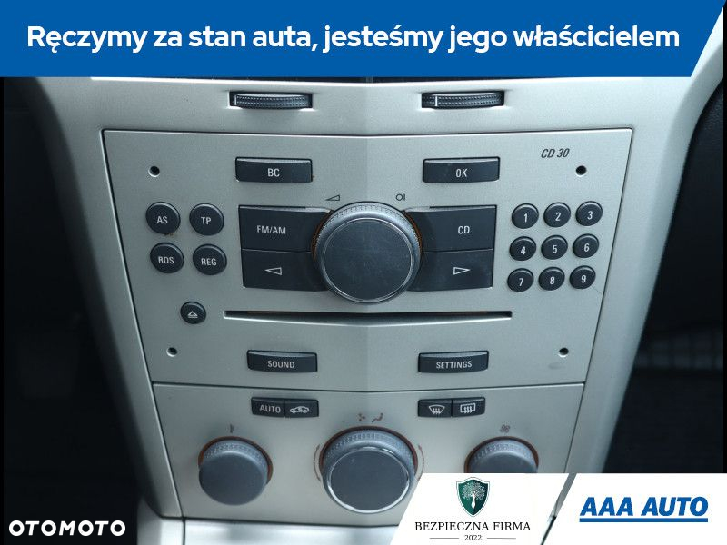 Opel Astra - 16