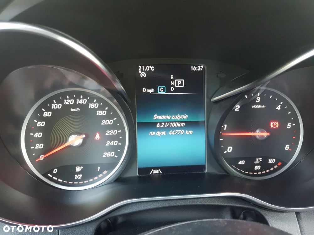 Mercedes-Benz Klasa C 220 d Coupe 4Matic 9G-TRONIC AMG Line - 18