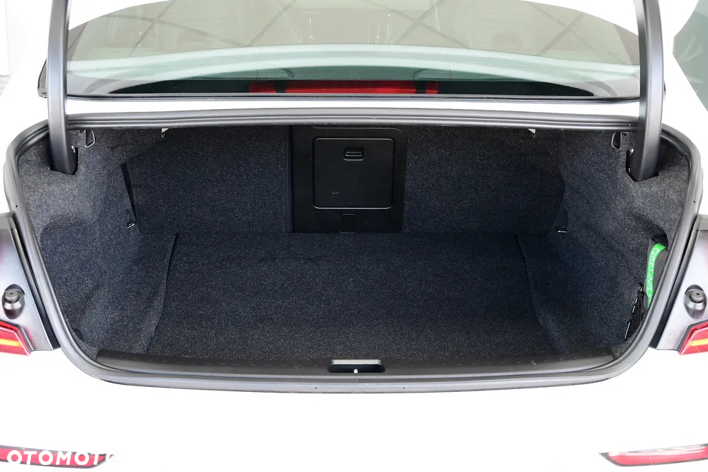 Volvo S60 T4 R-Design - 34