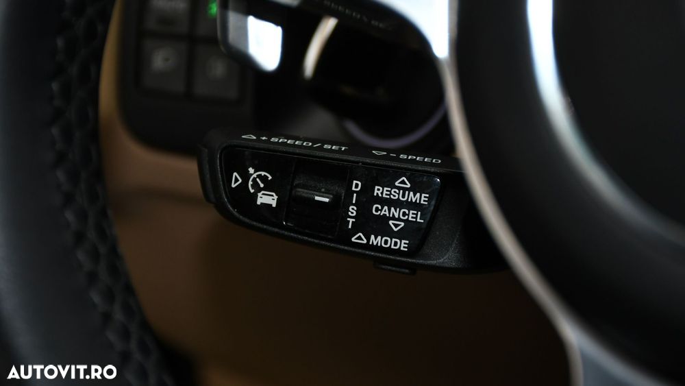 Porsche Cayenne E-Hybrid Tiptronic S Platinum Edition - 30