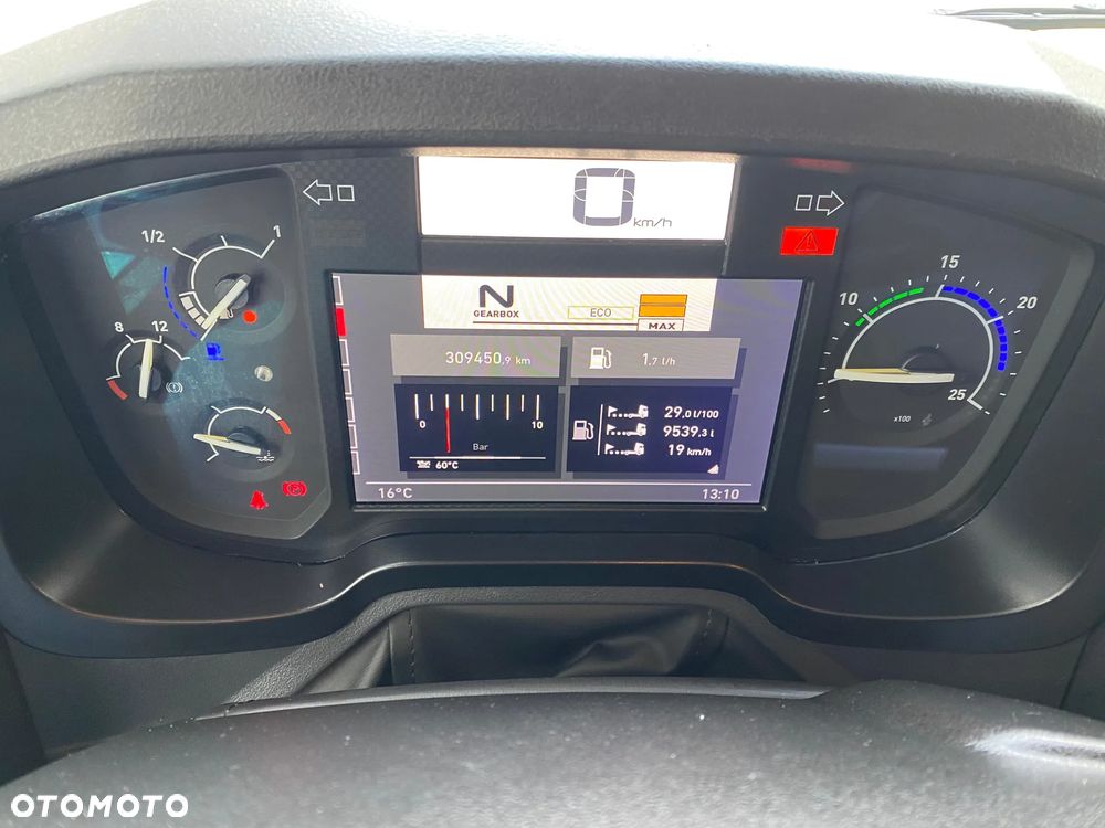 Renault T520 HIGH CAB (STANDARD) - 33