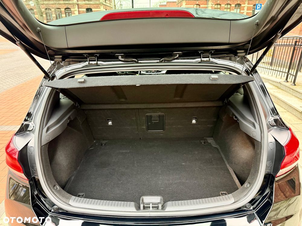 Hyundai i30 1.5 DPI Comfort - 27