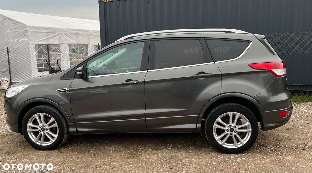 Ford Kuga - 4