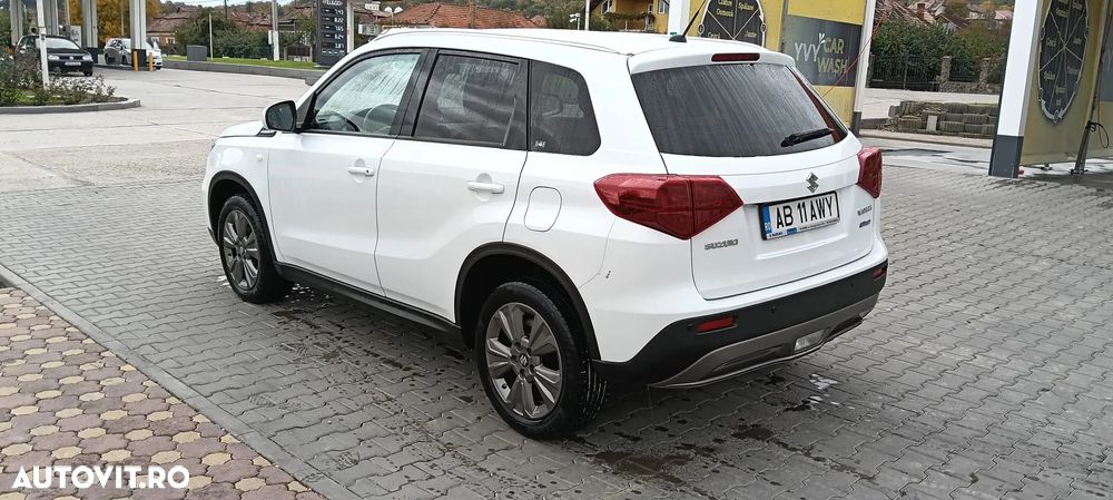 Suzuki Vitara 1.4 Boosterjet MHEV Passion - 1