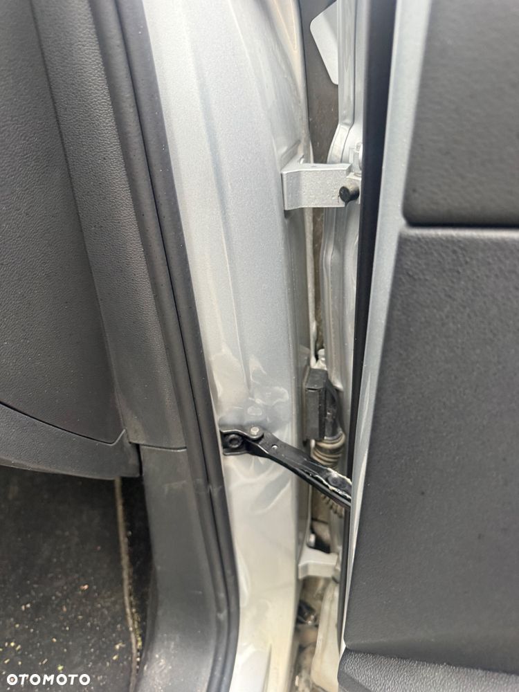 Volkswagen Tiguan 2.0 TDI SCR 4MotION DSG R-Line - 17