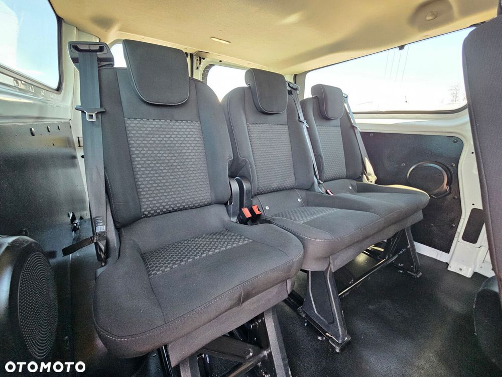 Ford Transit Custom - 32