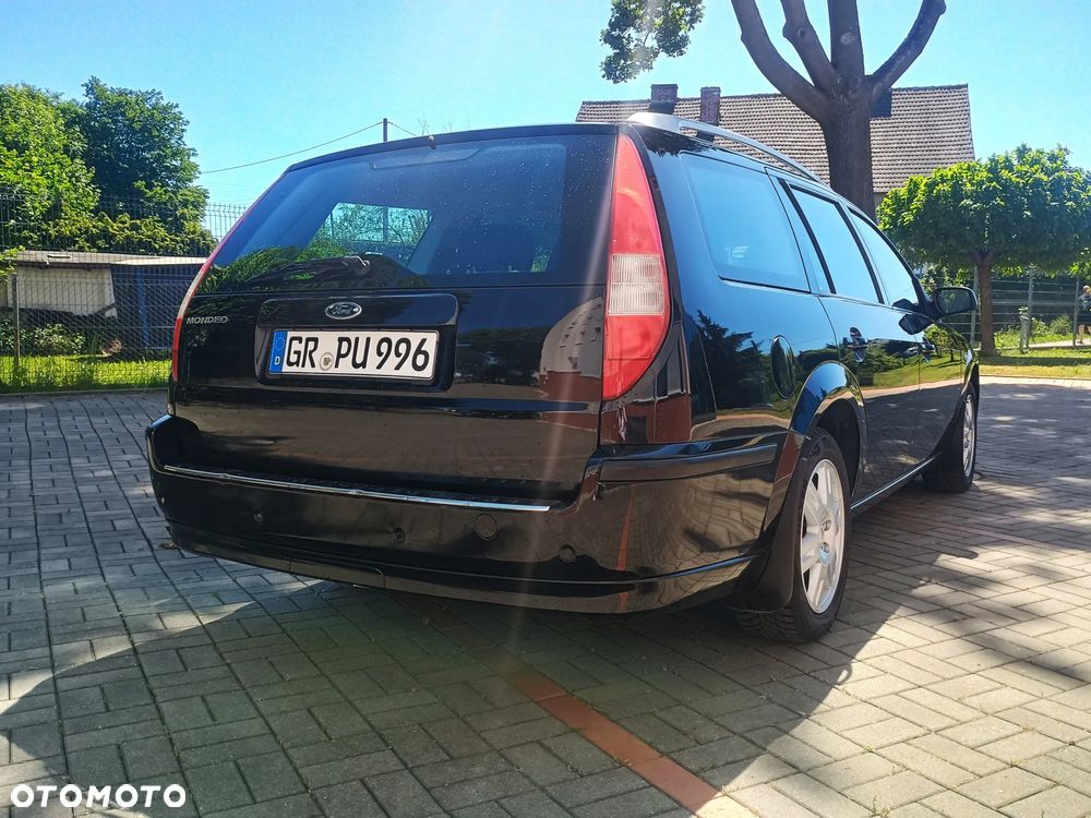 Ford Mondeo 1.8 Ghia - 4