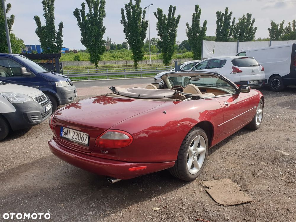 Jaguar XK Cabrio - 8
