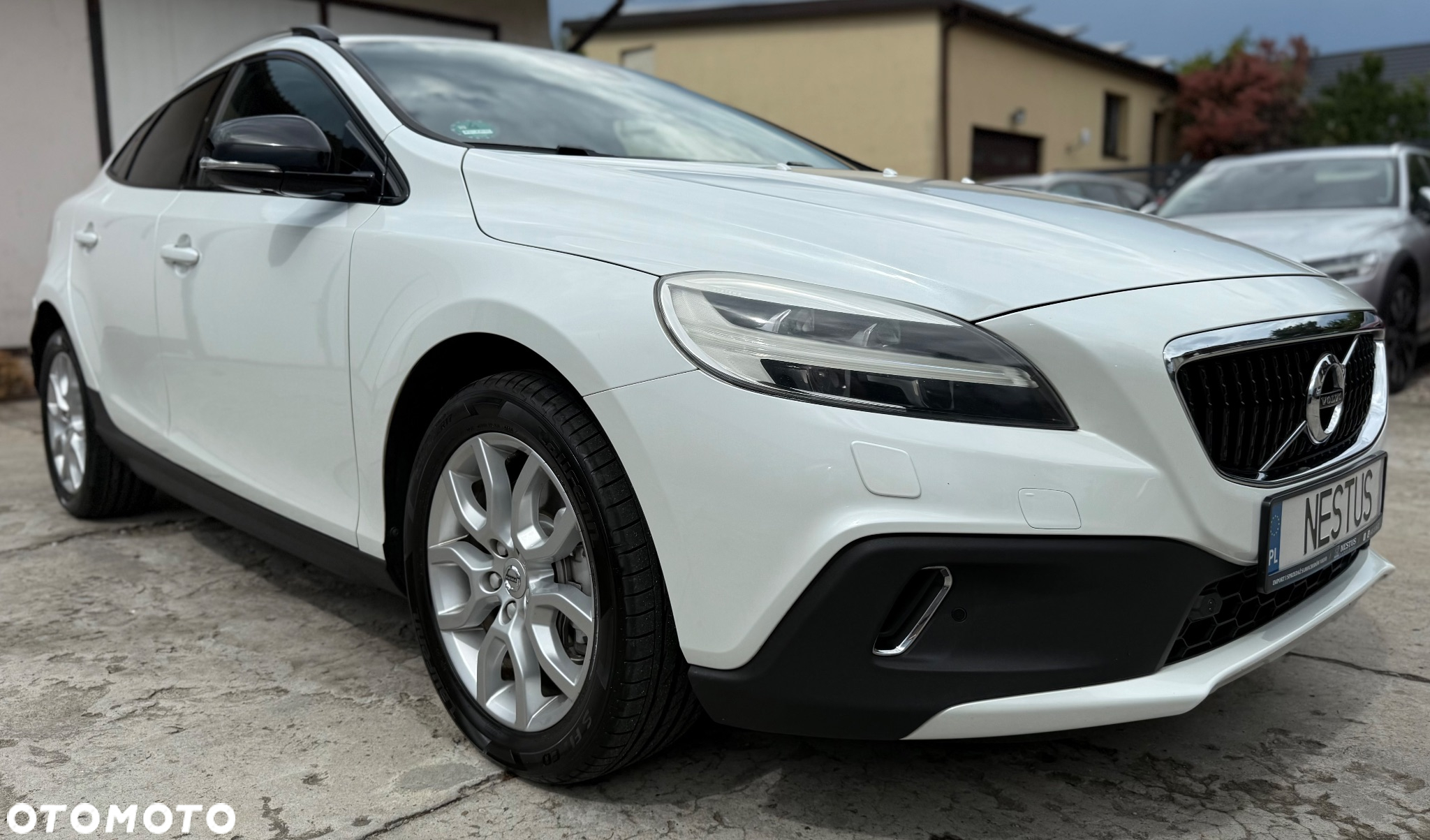 Volvo V40 Cross Country D3 Drive-E Summum - 8