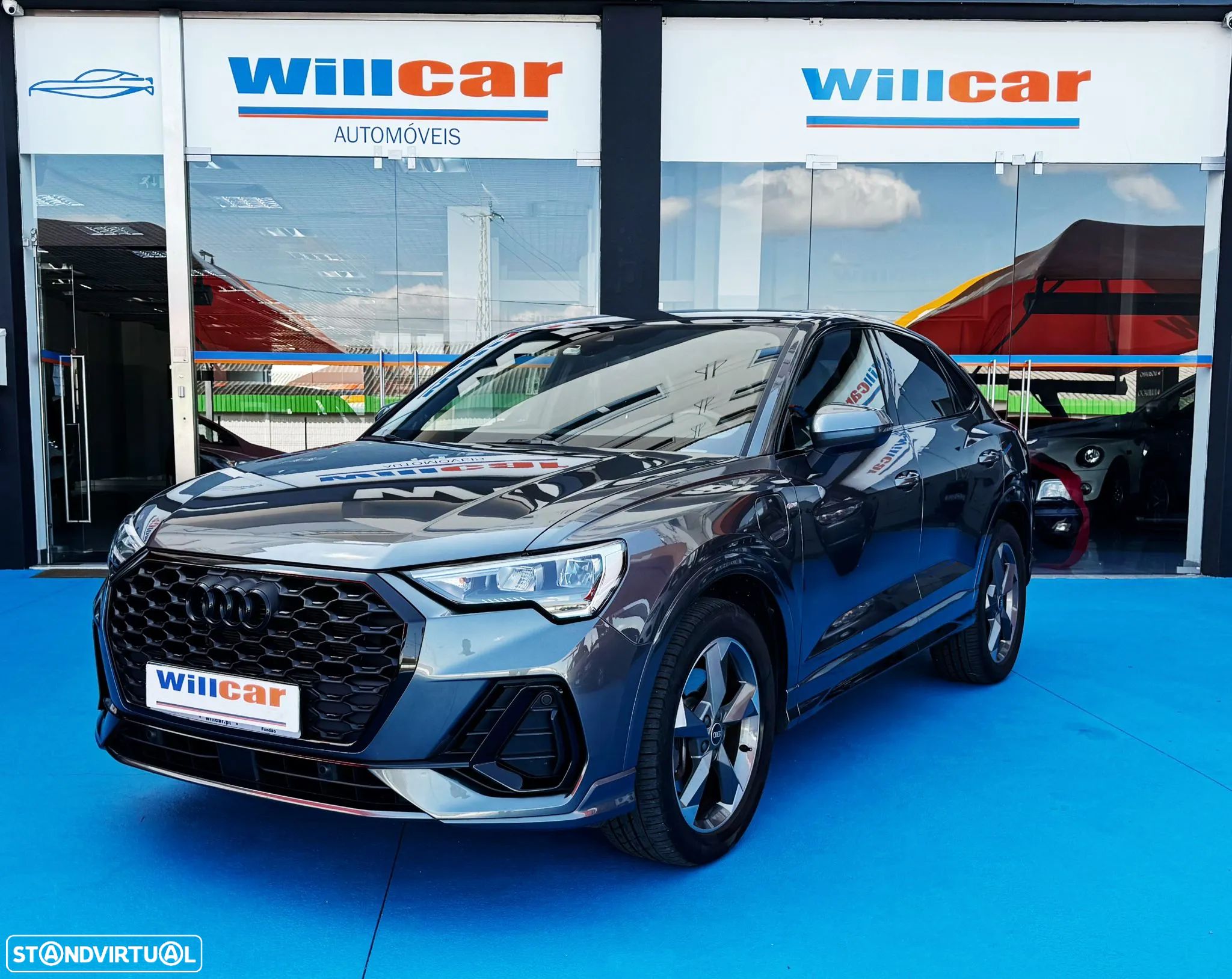 Audi Q3 Sportback 45 TFSIe S line S tronic - 1