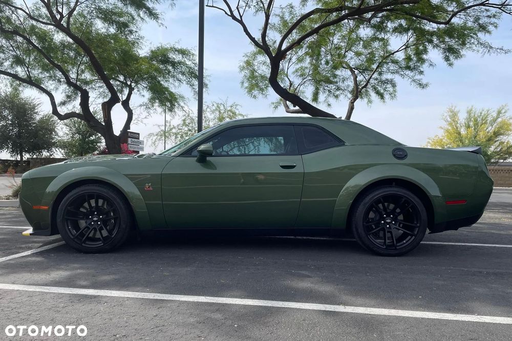 Dodge Challenger Automatik 392 Hemi Scat Pack Shaker - 8