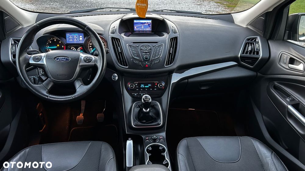 Ford Kuga - 11