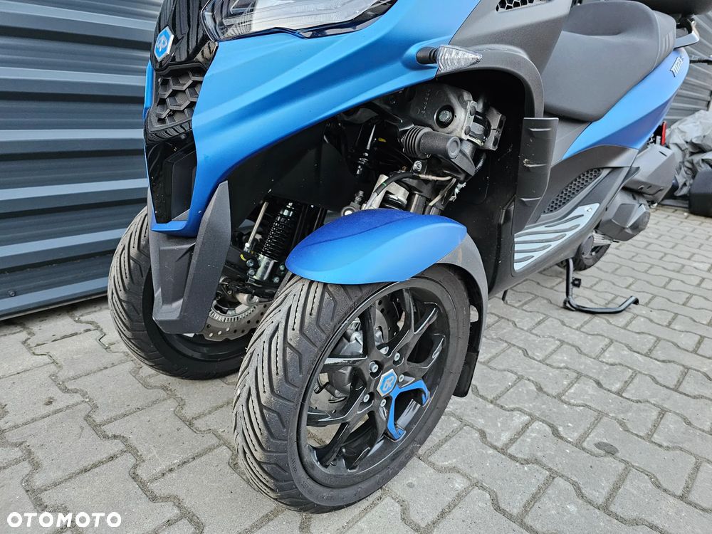 Piaggio MP-3 - 23