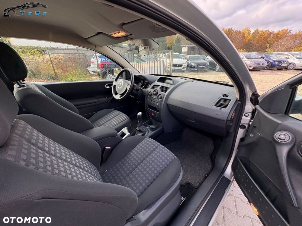 Renault Megane II 1.6 16V Authentique - 21