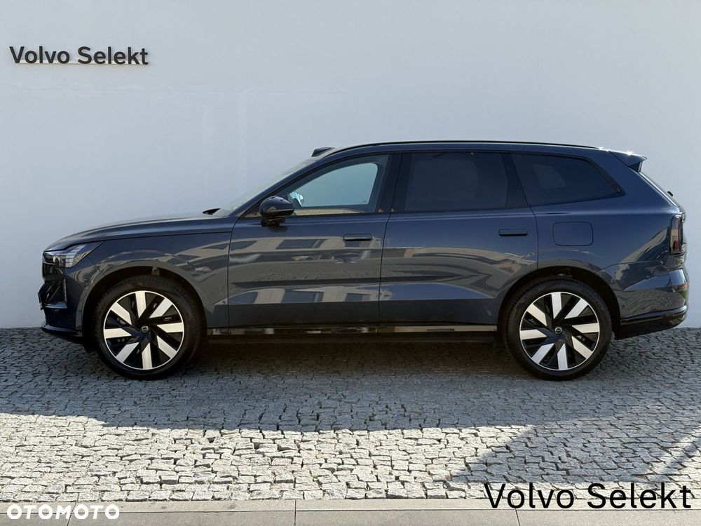 Volvo EX90 - 4