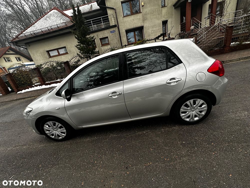 Toyota Auris 1.6 VVT-i Executive - 14
