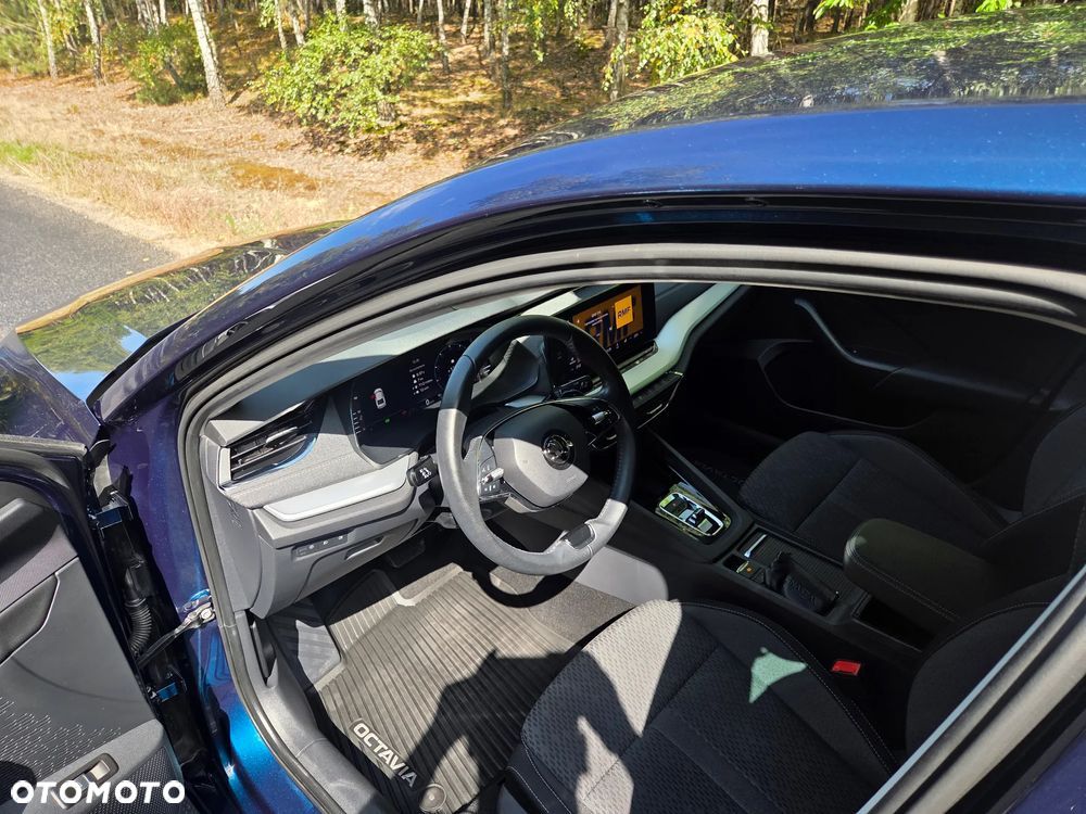 Skoda Octavia 2.0 TDI Style DSG - 14