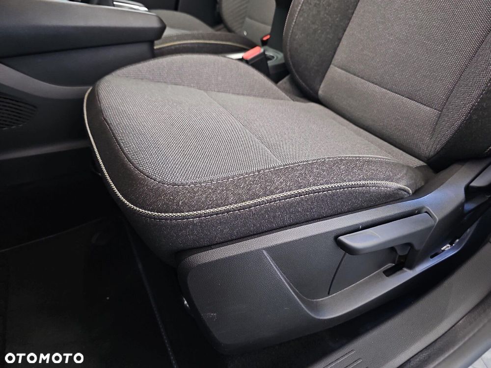 Renault Captur - 25
