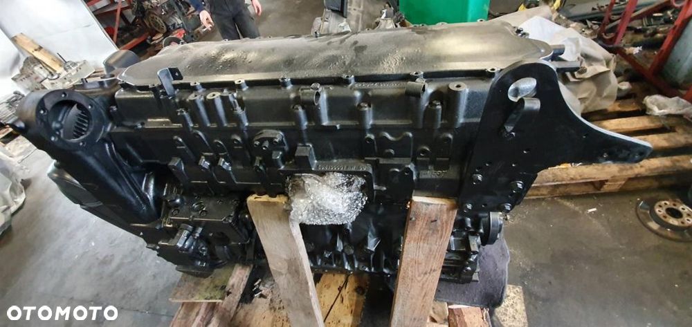 SILNIK SŁUPEK HEW HOLLAND T8 T8.320 F2CFE613G FV23 - 4