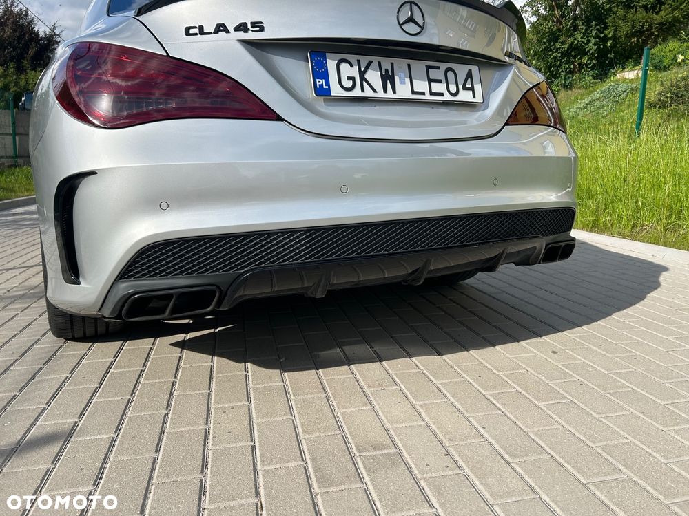 Mercedes-Benz CLA 45 AMG 4Matic 7G-DCT - 15