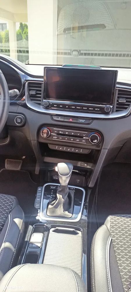 Kia Ceed 1.6 GDI PHEV Business Line DCT - 8