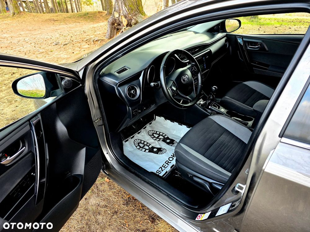 Toyota Auris 1.2 Turbo Comfort - 6