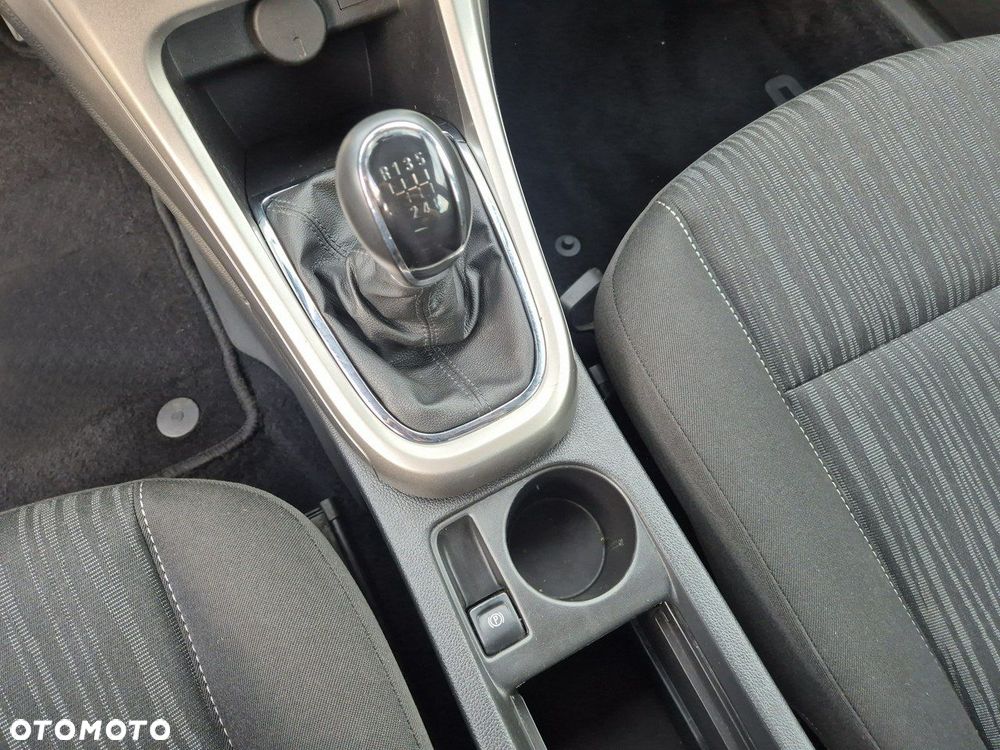 Opel Astra 1.4 Turbo Design Edition - 11
