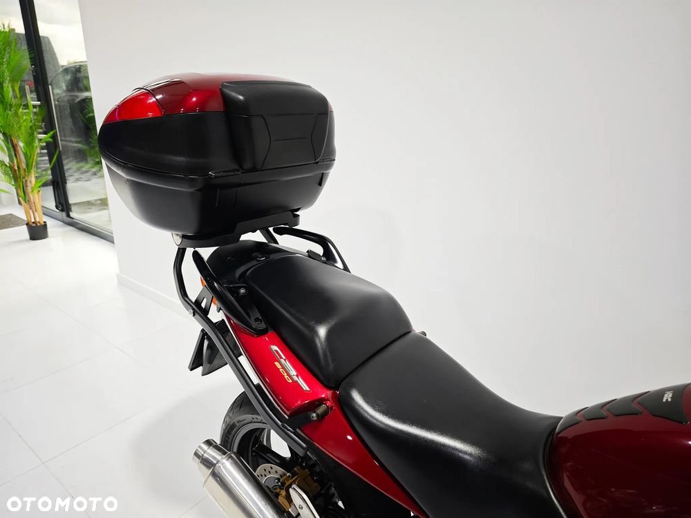 Honda CBF - 13