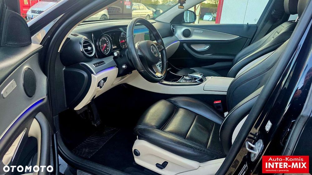 Mercedes-Benz Klasa E 200 d 9G-TRONIC - 38