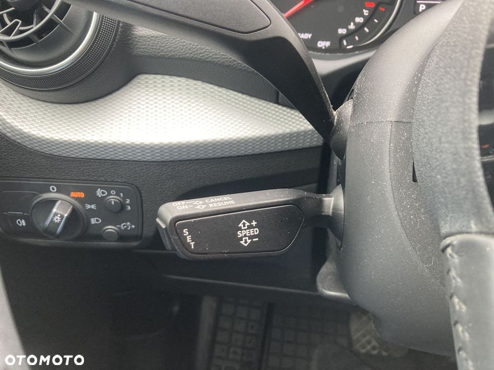 Audi Q2 1.0 TFSI S tronic - 12