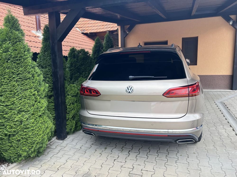 Volkswagen Touareg - 4