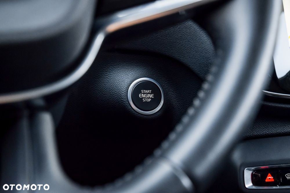 Volvo XC 40 T2 Momentum - 12
