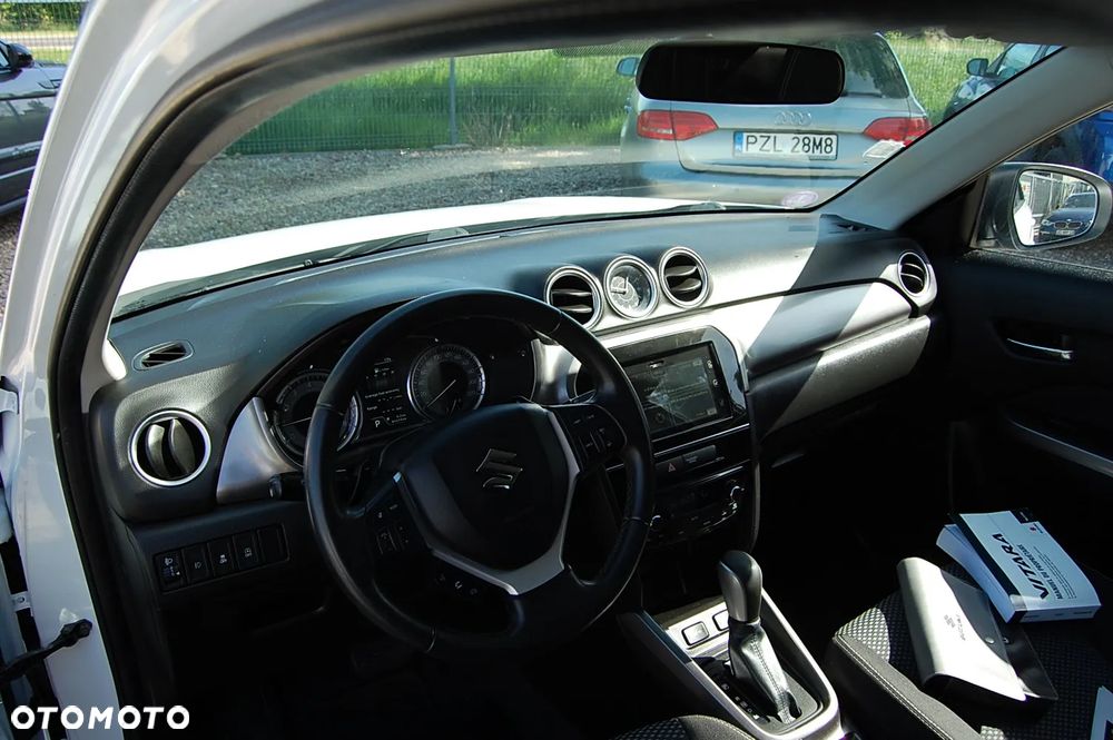 Suzuki Vitara - 21