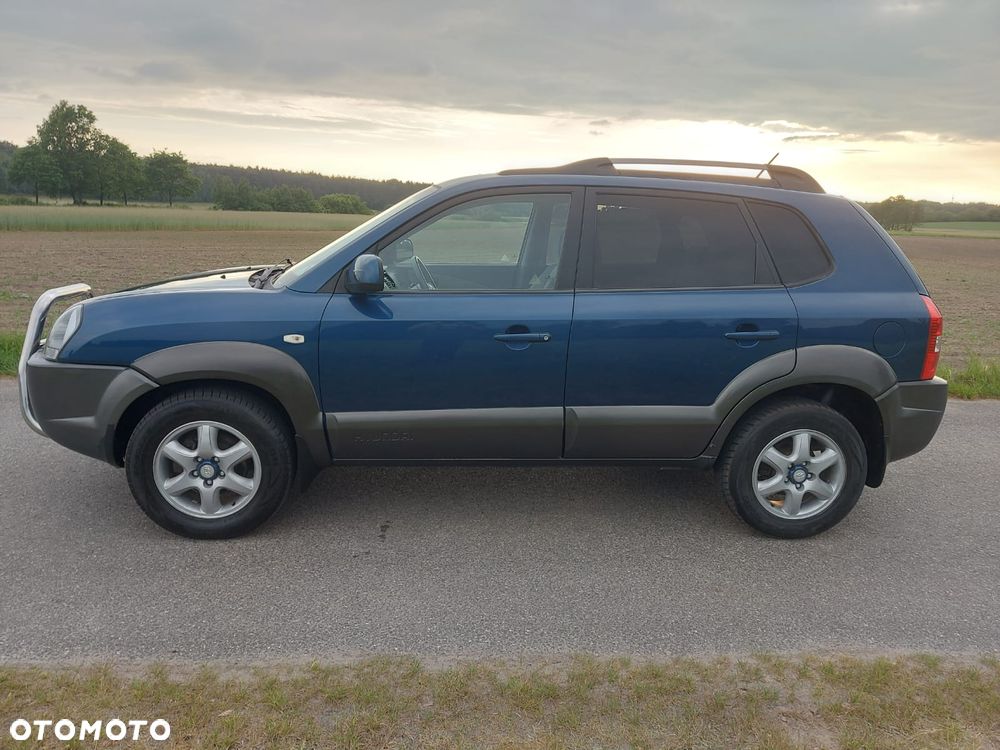 Hyundai Tucson 2.0 CRDi Active - 10