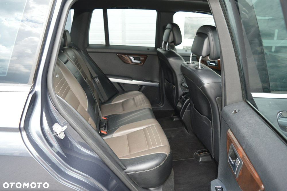 Mercedes-Benz GLK - 27