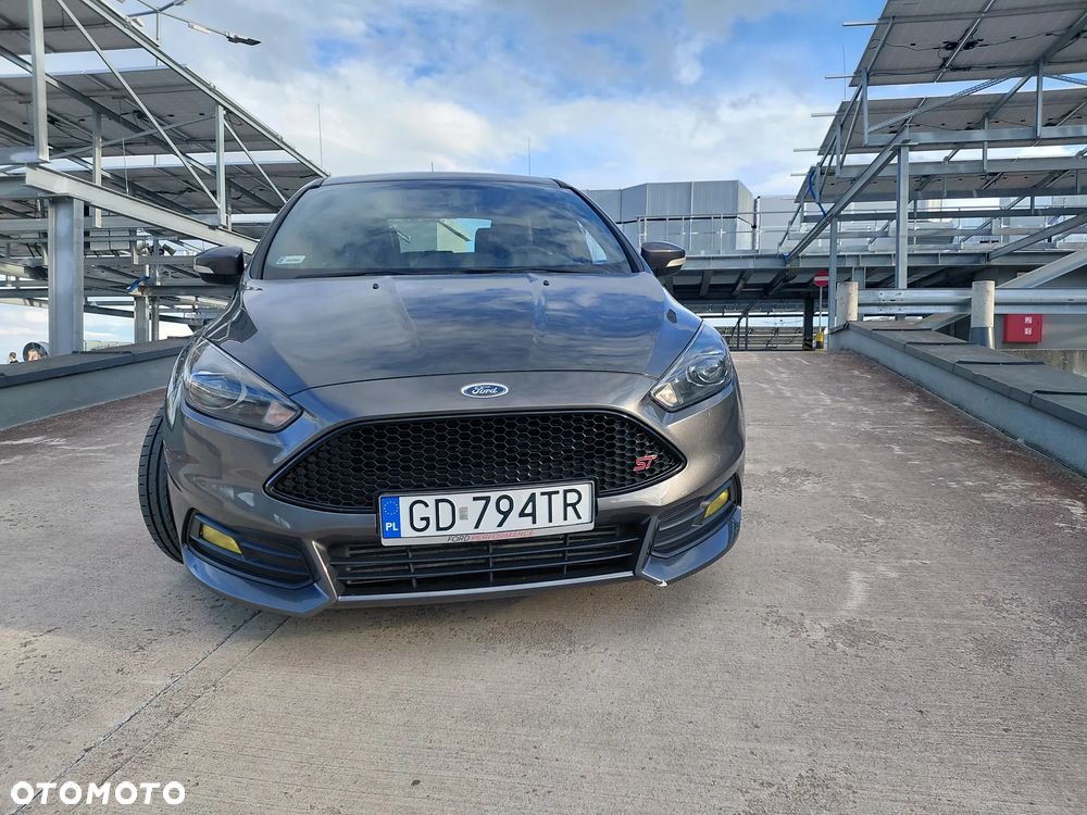 Ford Focus 2.0 EcoBoost ST-2 - 5
