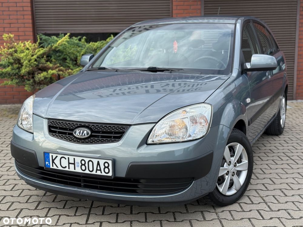 Kia Rio 1.4 Comfort - 4