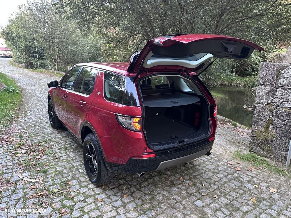 Land Rover Discovery Sport 2.0 TD4 HSE - 28