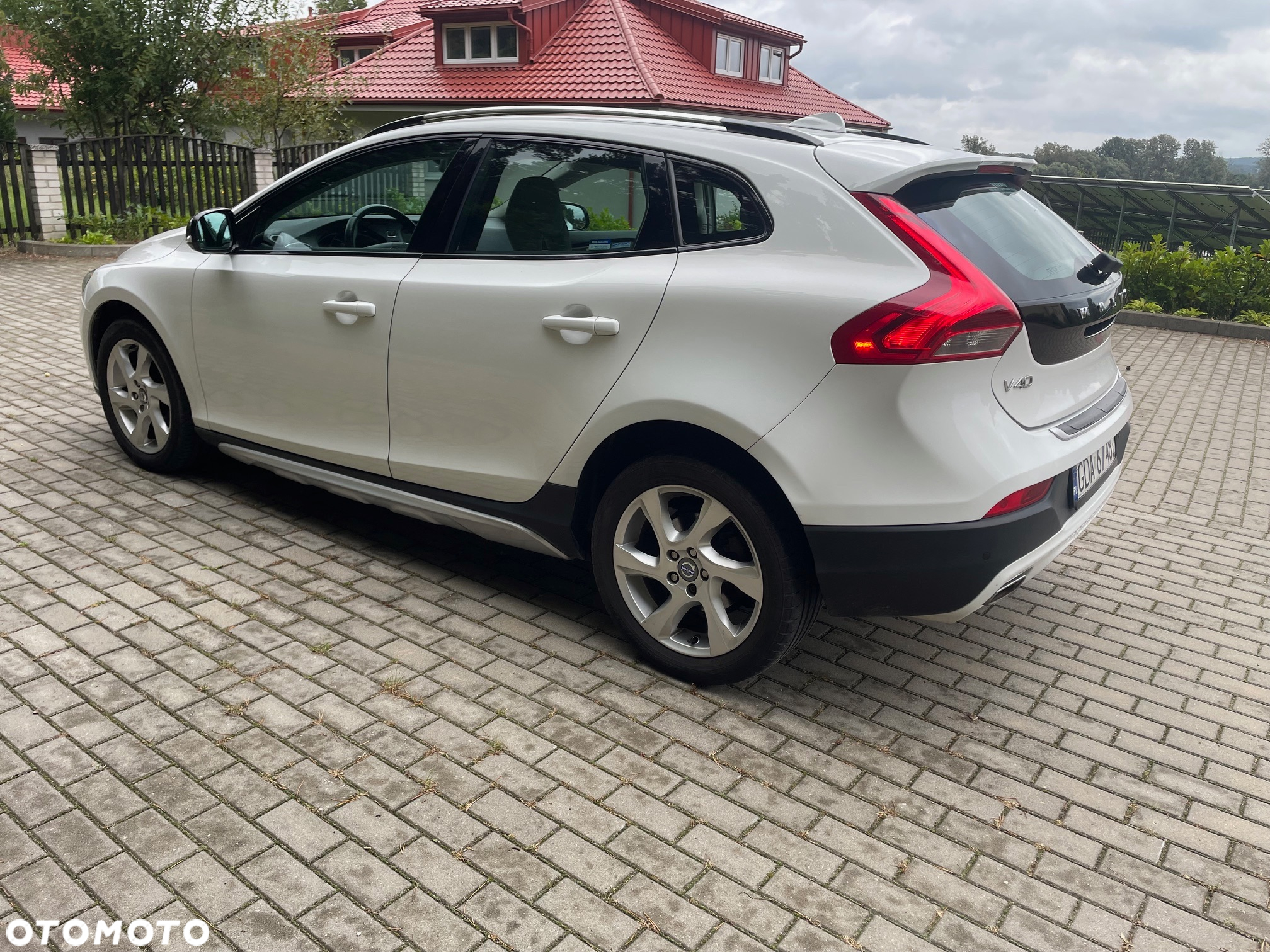 Volvo V40 D3 Momentum - 4