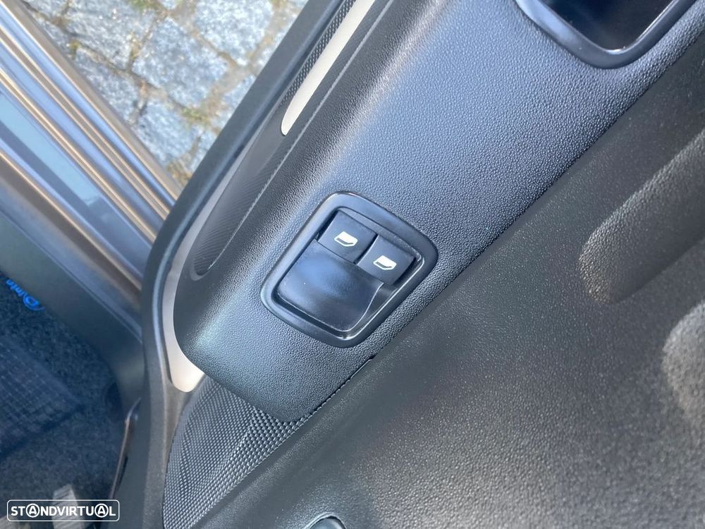 Citroën C3 1.2 PureTech Feel Pack - 23