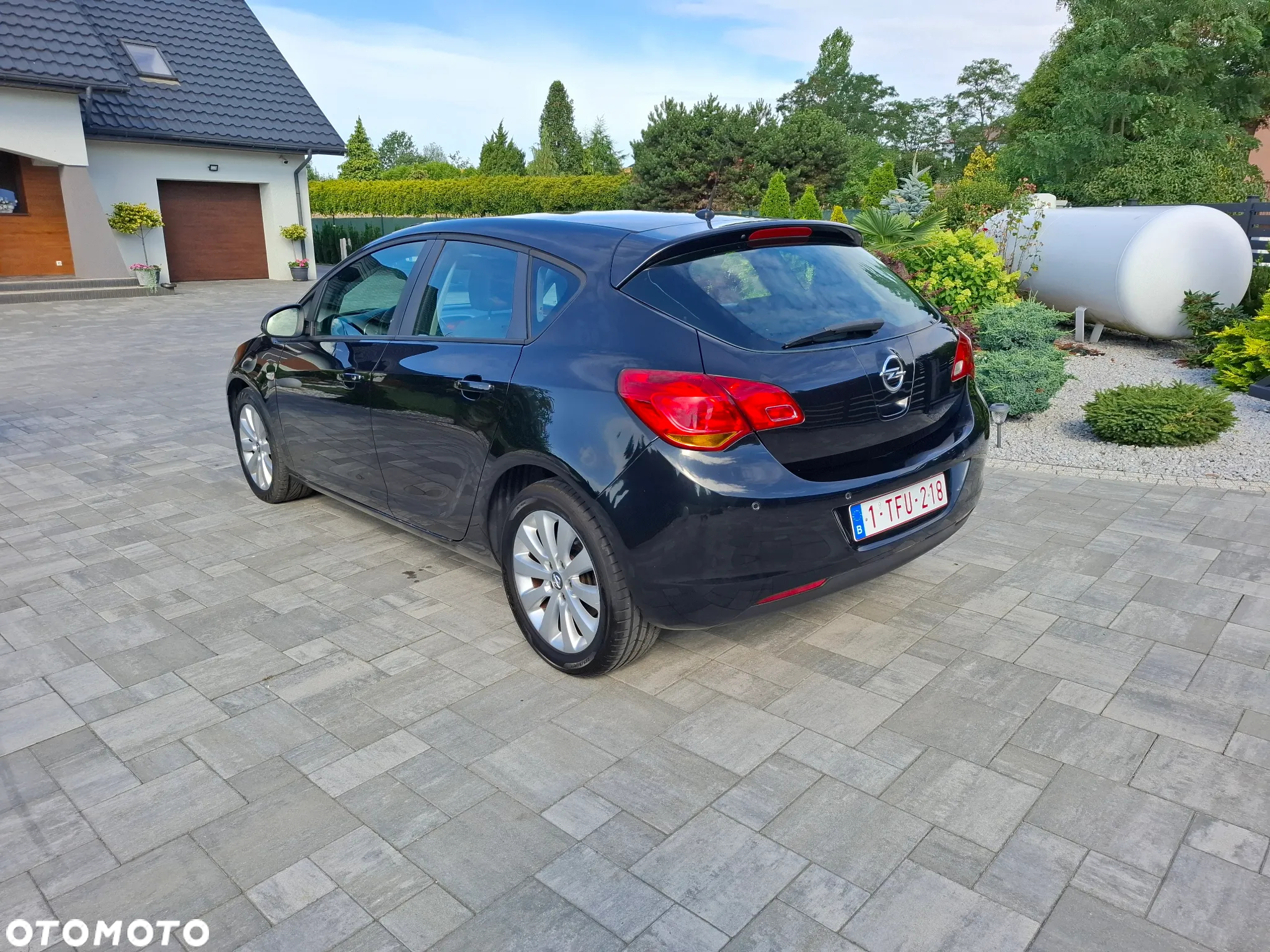 Opel Astra IV 1.7 CDTI Cosmo - 9
