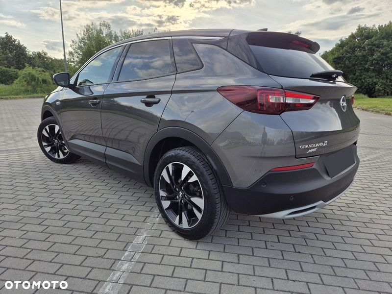 Opel Grandland X 1.2 Start/Stop INNOVATION - 2